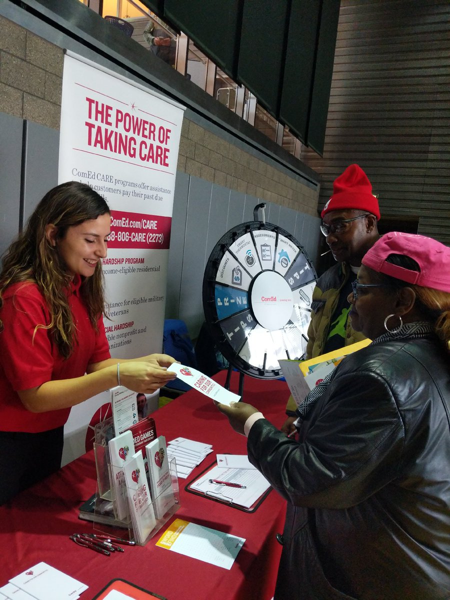 TweetFTStreet's tweet image. Need help with your electric bill?? Visit @ComEd at the Winter Resource Fair Gary Comer Youth Center, 7200 S Ingleside, Chicago). We're here till 1! #TakeCARE #WheelSeeYouSoon #TweetFromTheStreet