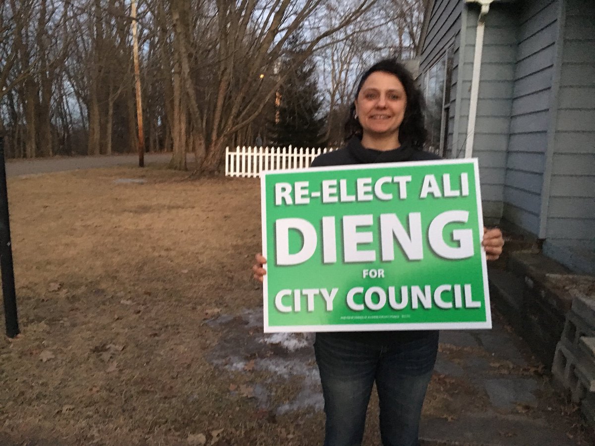 diengali's tweet photo. This is what door knocking looks like! #BTV #btvcc #vtpoli thank you #BTVNNE https://t.co/Sk6PtcHzpd