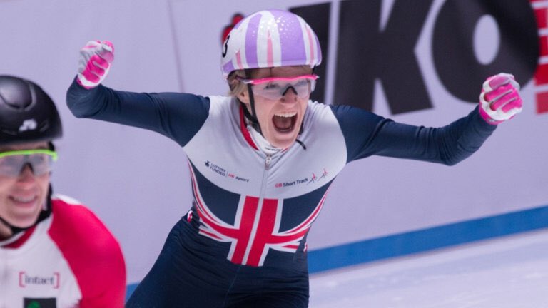 The world is a tough place, especially when you’re trying to do something incredible. Unfortunately not everyone who works hard succeeds right away, and just because you give it your all it doesn’t mean that your dreams will come true. But it doesn’t mean you shouldn’t try. #1