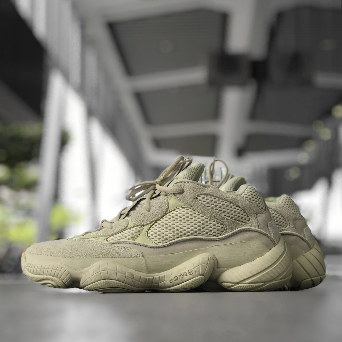 yeezy mafia 500