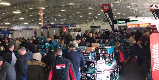 MakitaUK's tweet photo. If you didn't catch us at the FFX Tools Show today there's always tomorrow!
https://t.co/TyhZ2d82Qb  
#Makita #ffx2018 #ffxtoolshow @FFXToolSupplies https://t.co/VqK57k4HlC