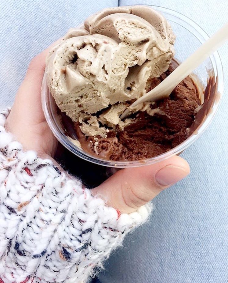 Saturday gelato, because weekends are for things that make you happy 😊 🍨 

#gelatolove #gelatolover #gelatolovers #vegangelato #veganicecream #weekendsweets