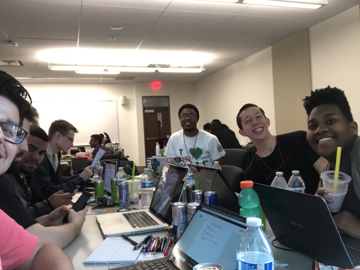 falloutfernando's tweet photo. #HackDFW #HackUTD #EarthxHack https://t.co/67JZQMxAWn