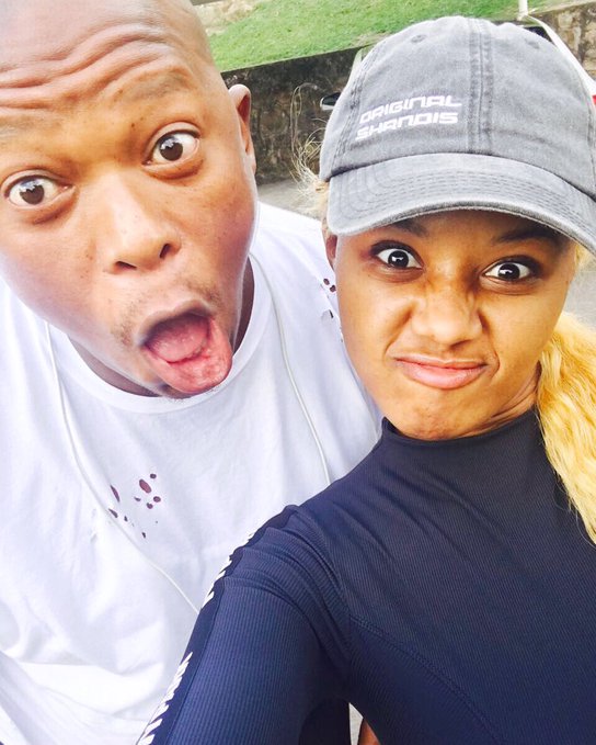 AMzozoyane's tweet photo. UMapinthsa ufana nomrekza 2 much https://t.co/Wl3pJDAOoT