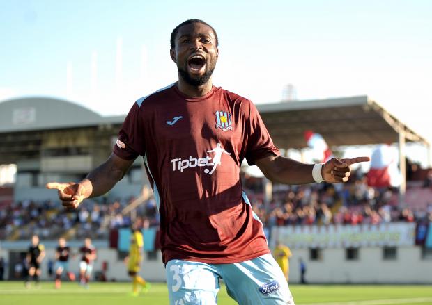 Ve lo ricordate in #ita sui campi di #SerieC? Ora è un #superbomber e #capocannoniere! #tuttocalciatori tuttocalciatori.net/Amadou_Samb