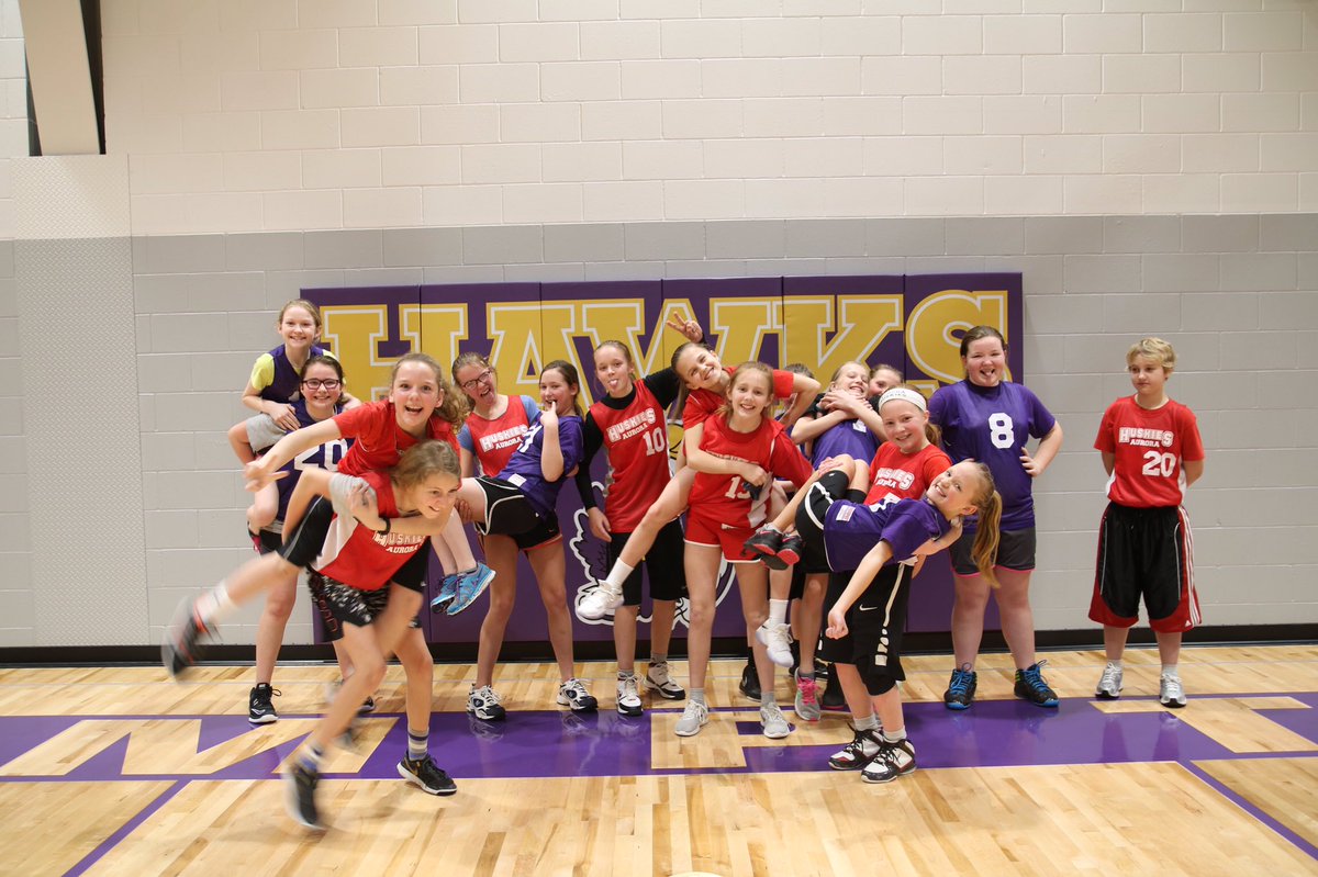 Punkyjanda's tweet image. So Proud of these Aurora Huskies and Hampton Hawks they may wear different jerseys but still represent Hamilton County. They played in a scrimmage game today to continue improving their basketball skills. Great job! #aurorahuskies #hamptonhawks1