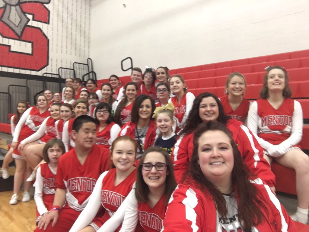 Spirit "Spark" tacular Showcase today! Such an awesome event! Nice job <a href="/ShsSparkles1/">Springfield Sparkles</a> thank you for having us! #onceacard #sparkles <a href="/MentorSparkles/">Mentor Sparkle Cheerleaders</a> <a href="/SparkleEffect/">Carol Snapp</a> <a href="/MrsAmbrus/">Mrs. Ambrus</a>