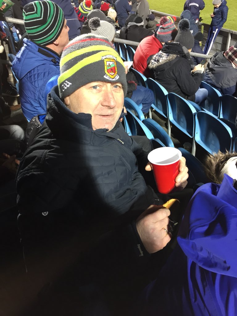 AlanMoran7's tweet photo. This man has the right idea on a cold nite in castlebar #MAYvDUB Hot Whiskey and Biscuits @MayoGAA #mayocuteness #mayoforsam2018 https://t.co/rMOOGekTyh