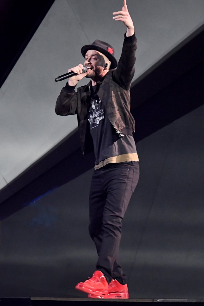 cppluxury's tweet photo. Nike debuts US$15.000 “Legends of the Summer” Air Jordan 3 sneakers

https://t.co/5RCq15VPnA 

#AirJordan #LegendsofSummer #JustinTimberlake #Nike #Luxury #Sneakers #CPPLuxury @Nike @NikeUK https://t.co/4SUp7xa68W