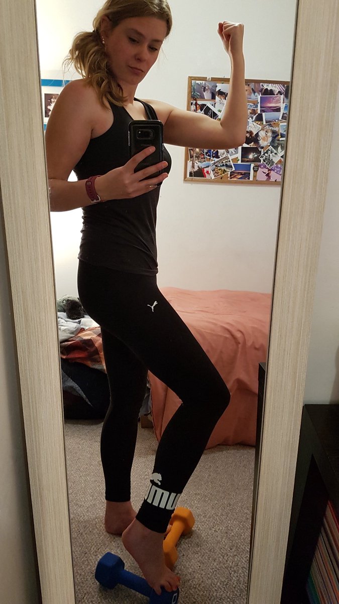 HeyItsMeMissJT's tweet image. #FineFreshFierce. Let’s go, daylight saving time! I hate working out indoors!!! #buildingmuscle #leanmachine #summerbodiesaremadeinthewinter #workoutwithweights #strongandfit 💪