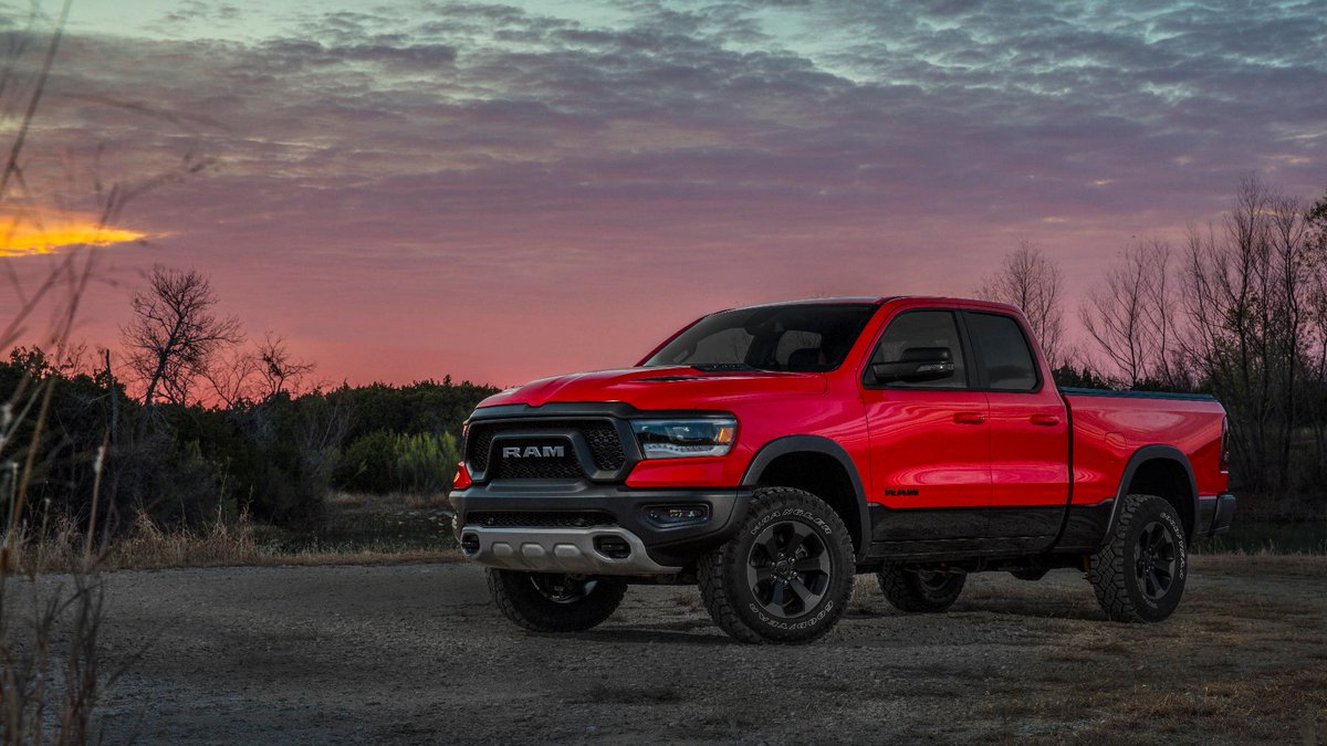 RamTrucks's tweet photo. A bold new look. https://t.co/89qAEIRNS2