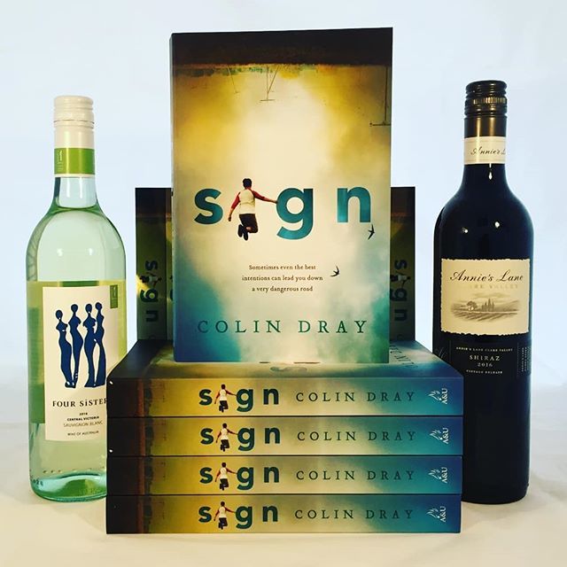 AllenAndUnwin's tweet photo. This weekend is your last chance to WIN a #BookClubInABox for Colin Dray's Sign - enter at https://t.co/NqRdOieXNk ππ·β β
β β
"Sign slowly cranks up the tension and what began as a familial kitchen-sink drama develops into a thriller. Dray uses Sam⦠https://t.co/IJI2MFzLyB https://t.co/M1WkOUGVHh