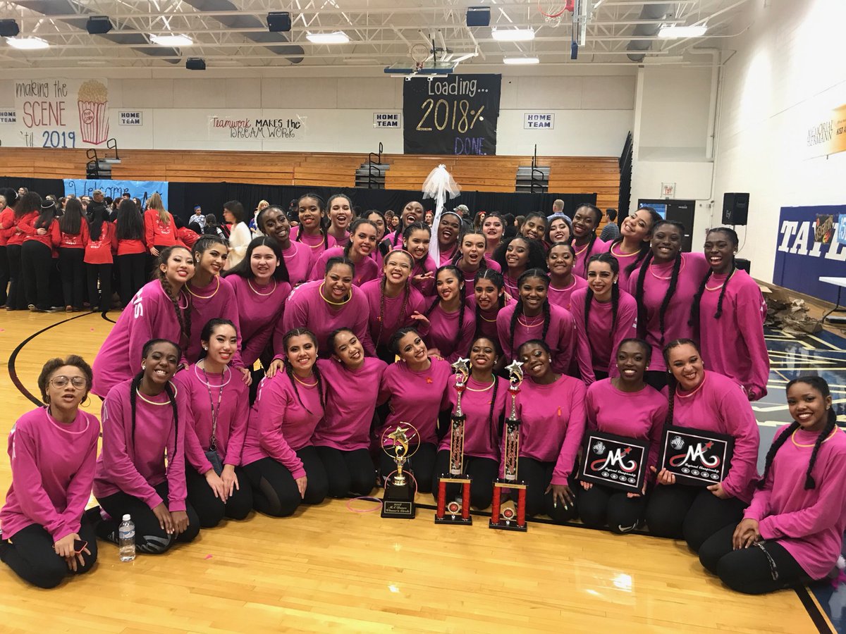 GBHS_Illusions's tweet photo. Tonight was a major success ladies ! We are all so proud of you.
#lastcontest #winnerscircle 👏🏽 https://t.co/YeW6fgkR2D