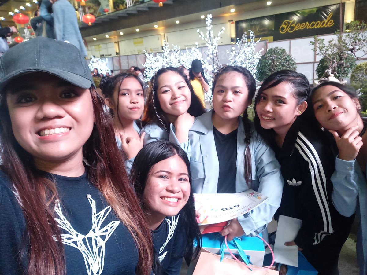 rzmmmae's tweet photo. Congraaaaats Revellite, iKN, CB2L and BTG. Mga lodiiis gid ya😍 #OneEnt https://t.co/hC1erwS3HR