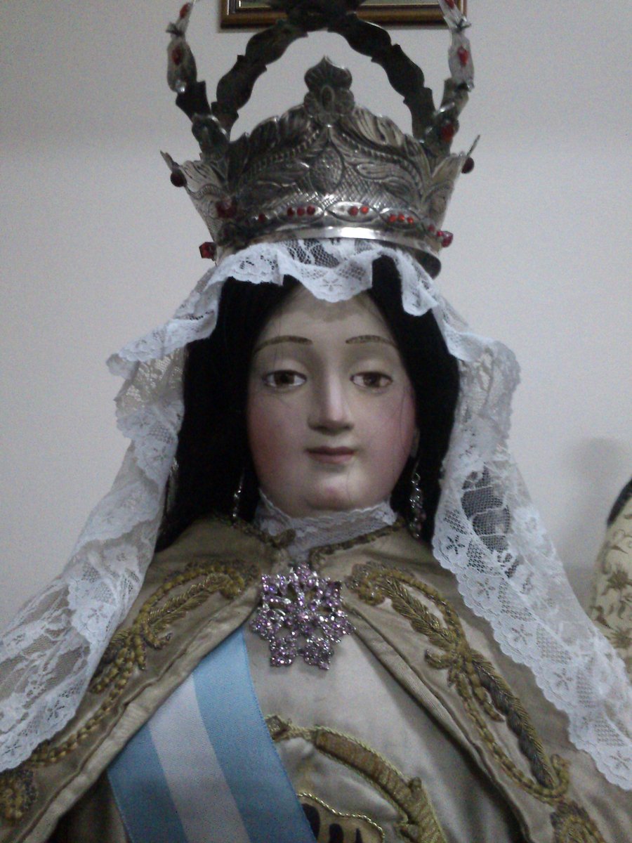 lamercedtuc's tweet photo. 24 de febrero: #MisaMensual en honor a la #VirgenDeLaMerced https://t.co/PzeQDfUUbK