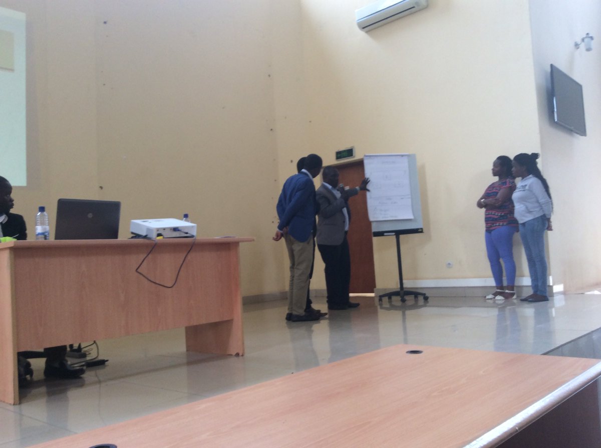 HealthRw's tweet photo. Planning to attend this workshop it's a research proposal and considering the way you managed to reach here for it ,it's a research methodology.Dr.Katende #NCDsresearchpriorityworkshop learning from simple example @Uni_Rwanda @gfndayisaba https://t.co/ndz3E5lvgI