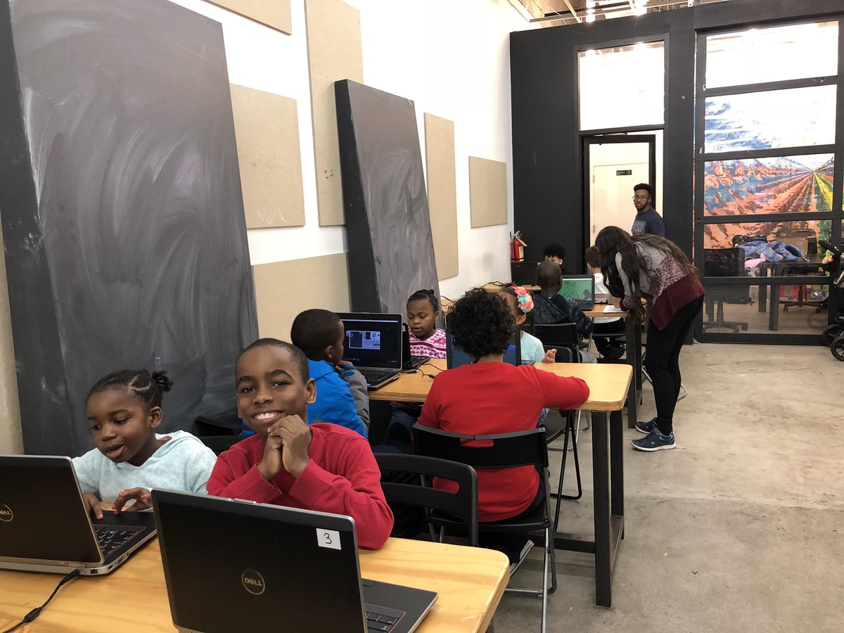 LionTechNYC's tweet photo. So great to see students of various ages come out to our Minecraft Hackathon!!! Special thanks to @DreamBigfdtn and @3_Black_Cats!! https://t.co/1NnghrP8hY