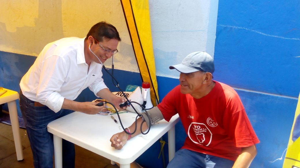 Hoy continuamos con nuestras campañas de salud.  Estuvimos con nuestros amigos, vecinos de Manco Capac y Sebastián Barranca.
