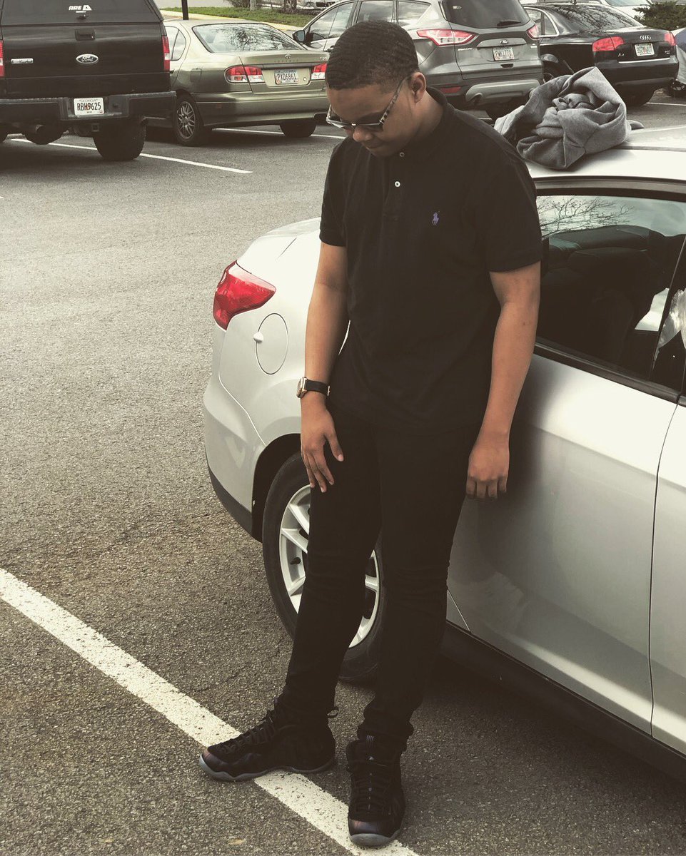 _bacb's tweet photo. dip szn udigg 💪🏽 https://t.co/IkVDZ5ayFj