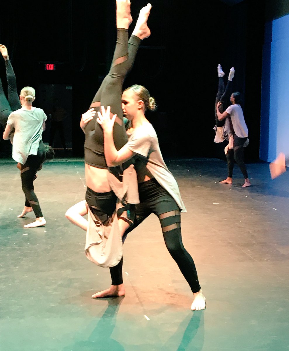 TDknightsdance's tweet image. First show down, &amp;amp; only one more opportunity to catch the Specialty Center dancers in the Virginia Dance Festival—a showcase benefitting the Children’s Hospital Foundation! James River H.S., 7pm, tickets at the door 🖤 #scdc #vdf #ccpsperform @CcpsPerform