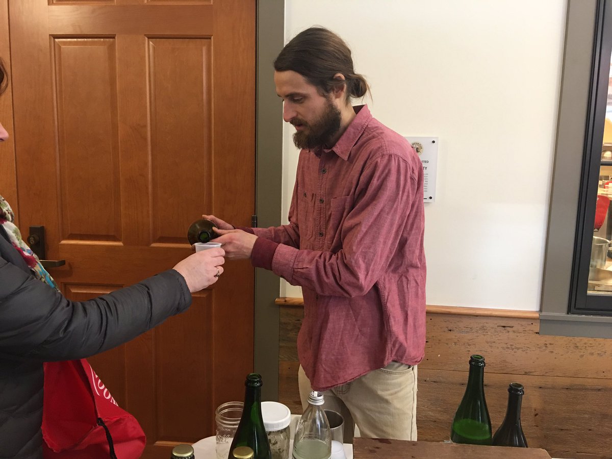 John from Tin Hat Cider pours at today's cider tasting @kingarthurflour #vtciderweek #vermontcider