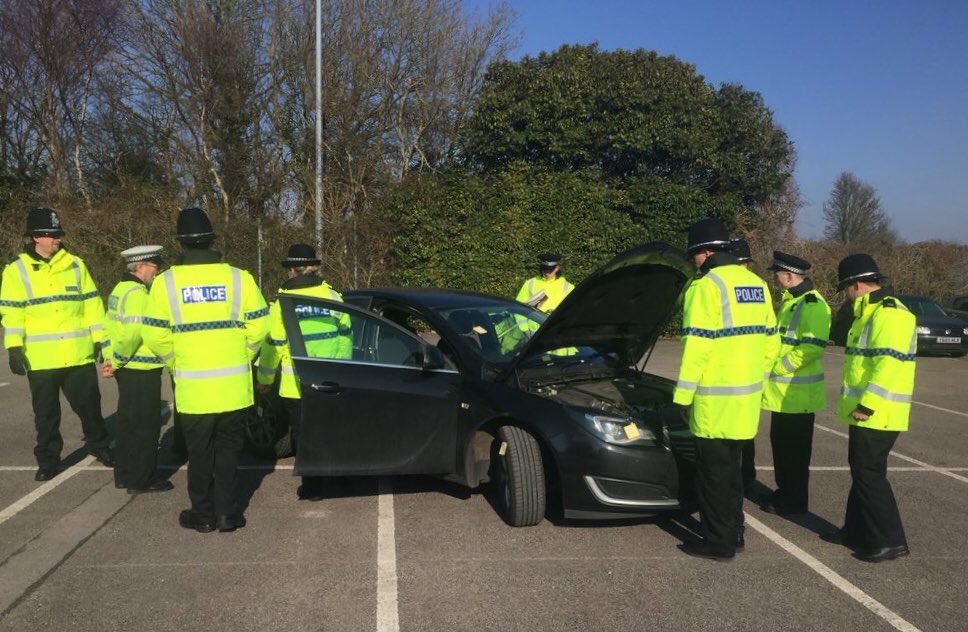 ASPSpecials's tweet photo. Today our new #SpecialConstables were at HQ learning about dealing with #RTC’s &amp; Drink Drive Legislation. @ASPolice #SpecialContribution https://t.co/kHIh36zv3L