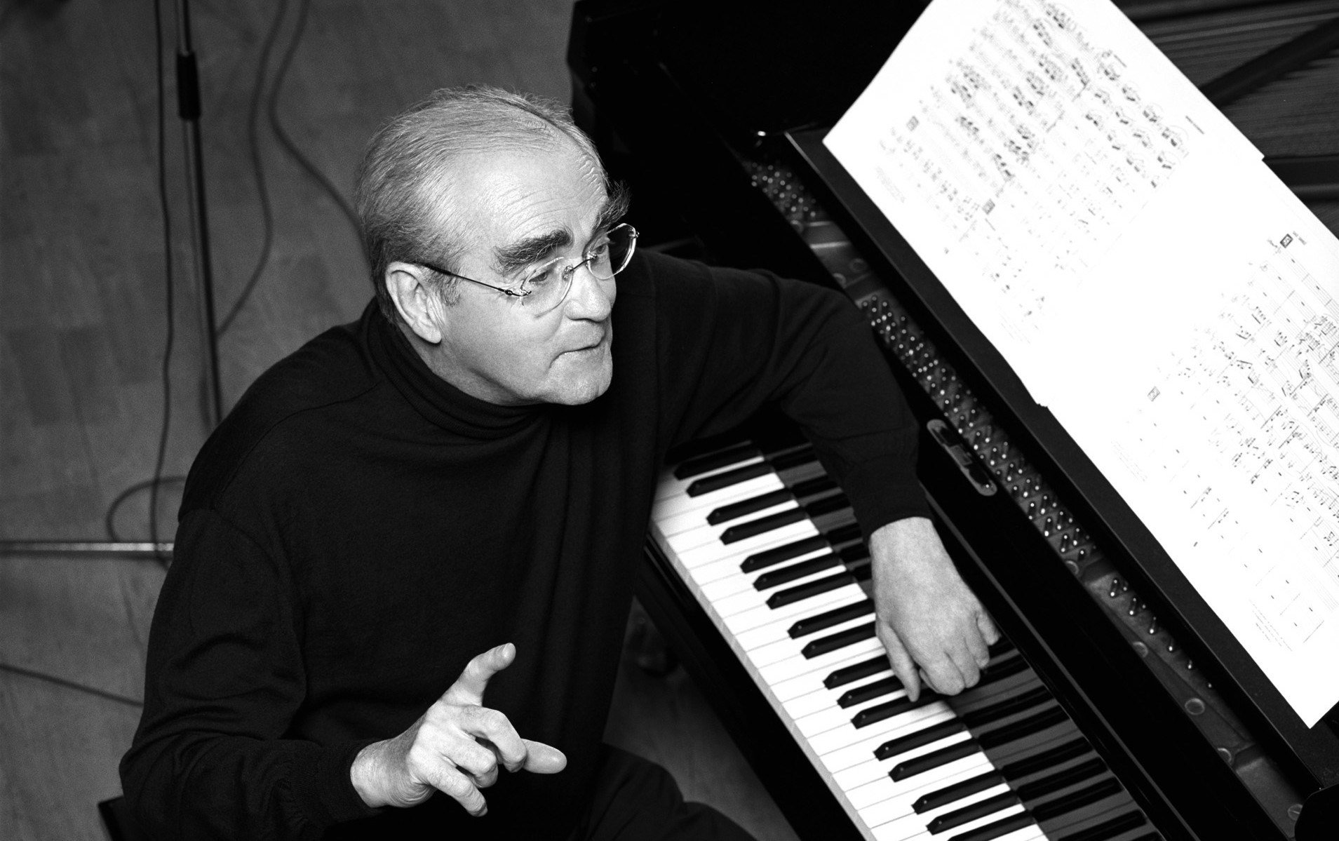 Happy Birthday to iconic French composer Michel Legrand!  