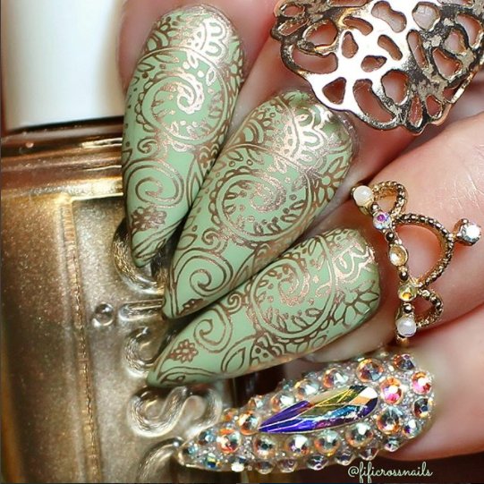 Illamasqua's tweet photo. Get your claws on this!

Our Nail Varnish is Award-winning and chip-resistant - @fificrossnails loves the shade MILF which she used for this incredibly intricate design 💅

Shop our Nail Varnishes here 👉 https://t.co/14YSVz5USq

#Illamasqua #Vegan #CrueltyFree https://t.co/aAs7esgXpU