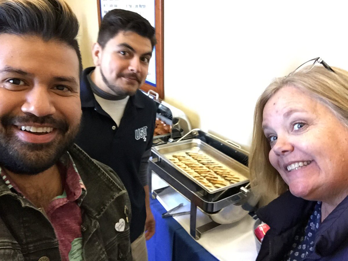 <a href="/Usdsoles/">USDSOLES</a> <a href="/USDSOLESGSA/">SOLES Graduate Student Association</a>.  Halftime reception in the Green Room now!  Join us!