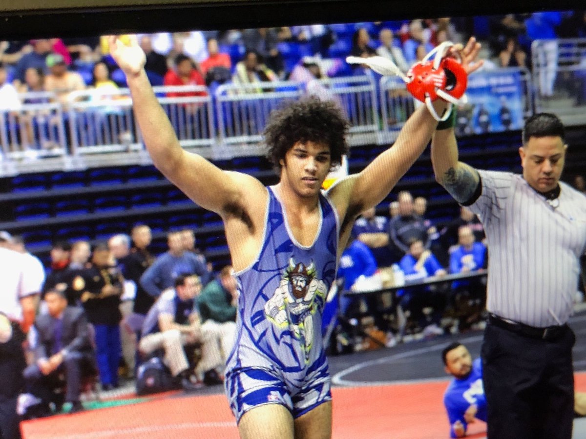 JAMARCUS THOMAS (170) WINS 3rd PLACE AT STATE WRESTLING! Way to go!!