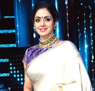 MirchiJeeturaaj's tweet photo. #Sridevi is no more is so unbelievable!!! #MirchiSalaam to one of our most beautiful actresses &amp; a v mature per4mer #MirchiSalaam to #Sridevi
lets have your sweet memories wyd ur nos &amp; #MirchiSalaam https://t.co/EXQQWvv2LZ