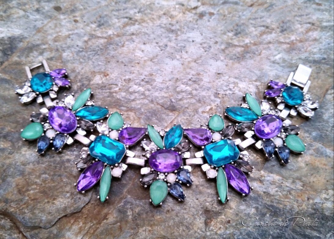 CaneladePlata's tweet photo. Swarovski crystal bracelet. Turquoise and purple swarovski crystals bracelet. Colorful bracelet https://t.co/ZLTKM4jd73 #CaneladePlata #Etsy #MulticolorBracelet https://t.co/doLHf2JY0w