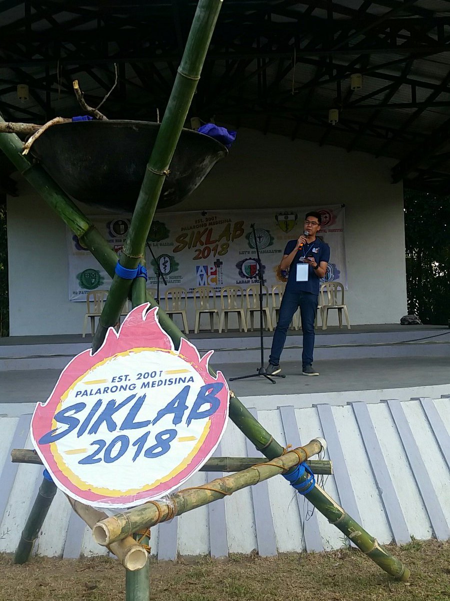 apmcsn's tweet photo. APMC NCR-SL Vice President Christopher John Jericho Balicanta as he gives the Opening Remarks in this year's Palarong Medisina

#PalarongMedisina2018 
#Siklab 
#APMCSNNCRSL 
#strongerAPMC https://t.co/3TxF0lczQB