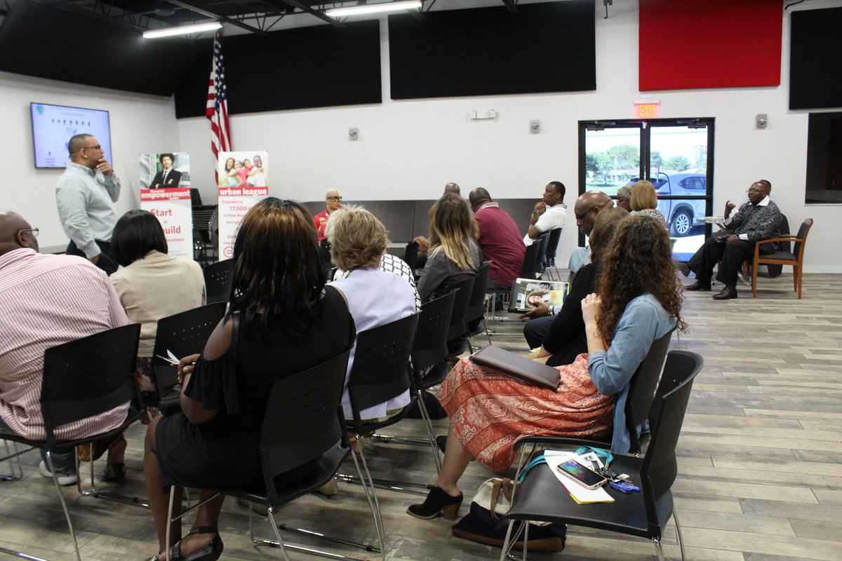 pbccsd's tweet photo. A productive conversation this morning with our #FaithBased leaders -- thank you to all those to participated. We look forward to working with our faith community in this initiative to end #homelessness in Palm Beach County! #EachOneReachOne
#pbccsd #BetterTogether https://t.co/Amfii8gjs8