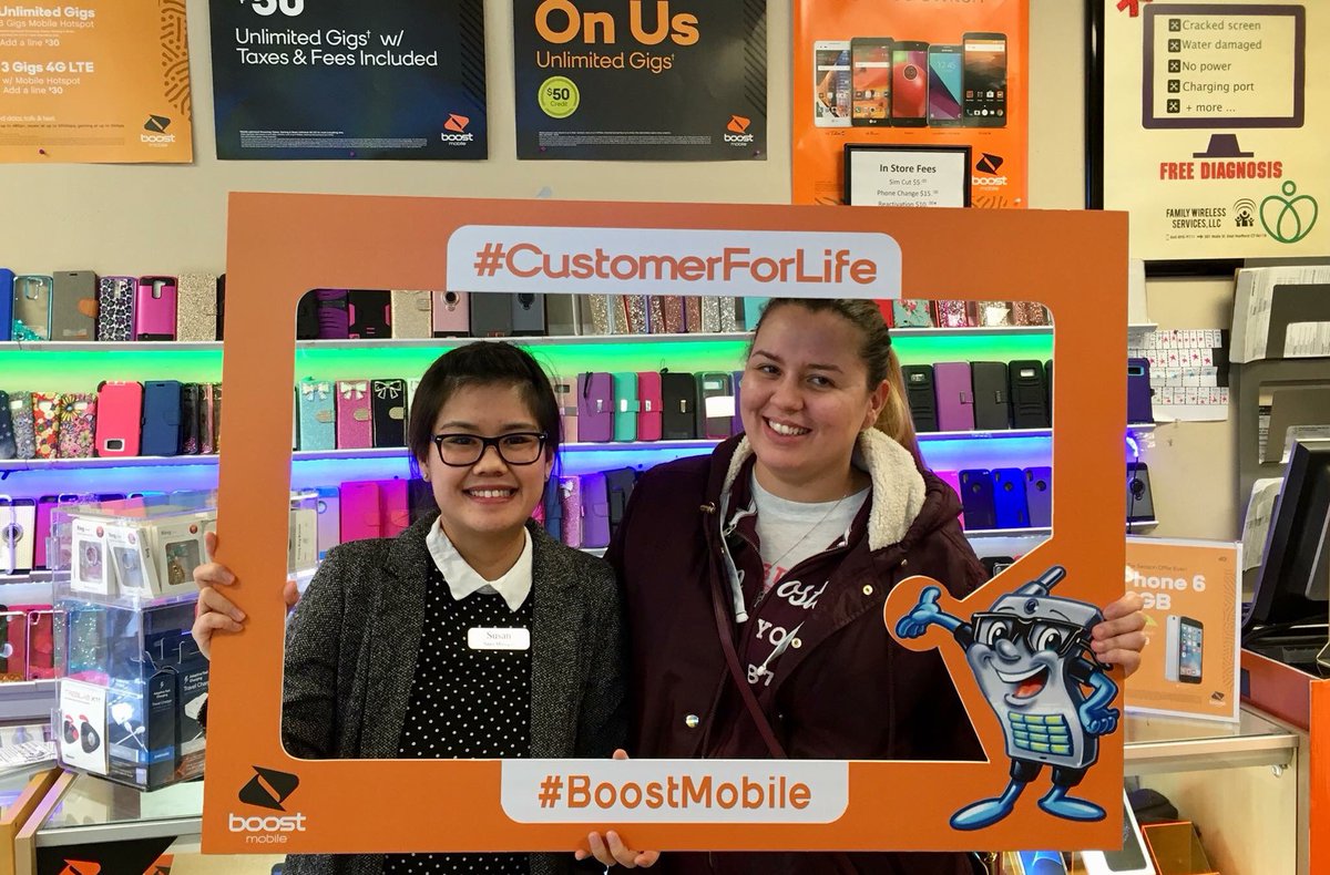 FFamilyWireless's tweet photo. Switch switch switch!! Spend your money well! #fullstore #savewithus #welcomeswitcher #customerforlife #boostmobile #taxseason @edwardbarry14 @hyperlinkusa @stevehyperlink https://t.co/dnHskZ9FOw