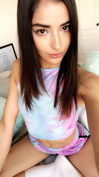 Happy happy girl 😊🌸 https://t.co/MWlDc82ncE<a href="/tag/blacklivesmatter"class="tags"><span>#blacklivesmatter</span></a>