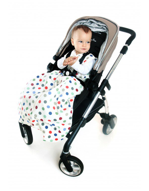 Our travel sleeping bags are great for babies who love to nap on the move. goo.gl/YkaaFK #Slumbersafe #Strollerblanket