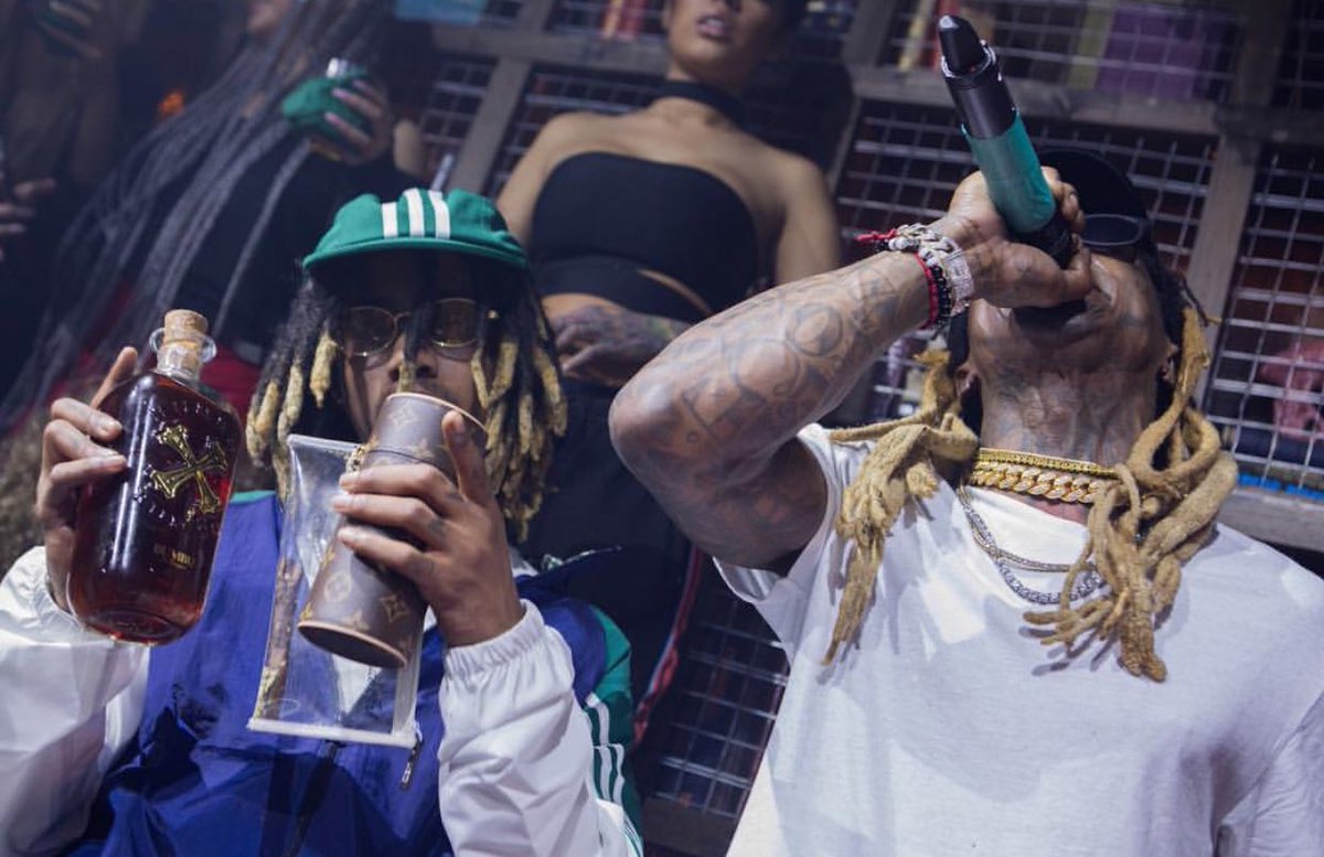 Weezy Fanatix tweet media