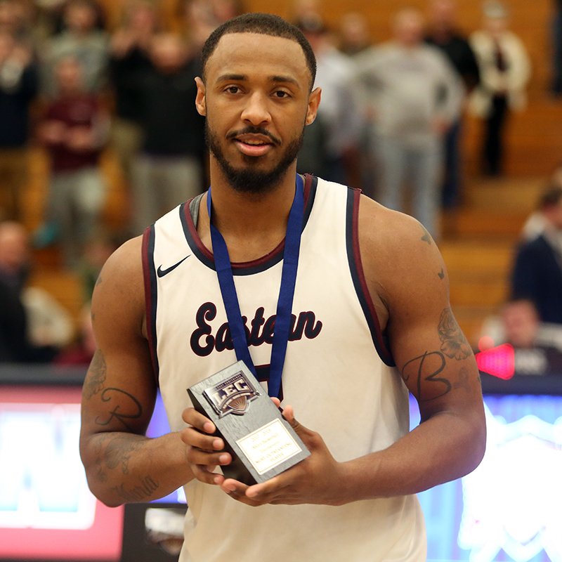 LittleEastConf's tweet photo. Senior Tarchee Brown was named the 2018 #LECmbb Championship Tournament Most Outstanding Player after leading @ecsuathletics to its second consecutive league title #LECchamps #d3h @d3hoops #d3basketball @d3hoopsville @NCAADIII https://t.co/t2tX3h6h1m