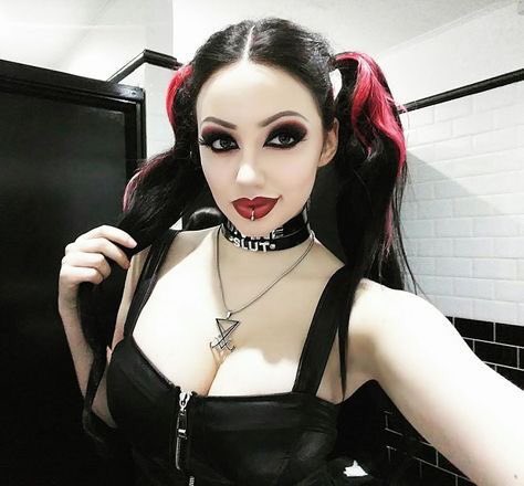 “Guess who’s back, back again? It’s me bitches!”