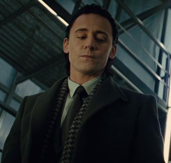 jotunbaby's tweet image. these are the same outfit