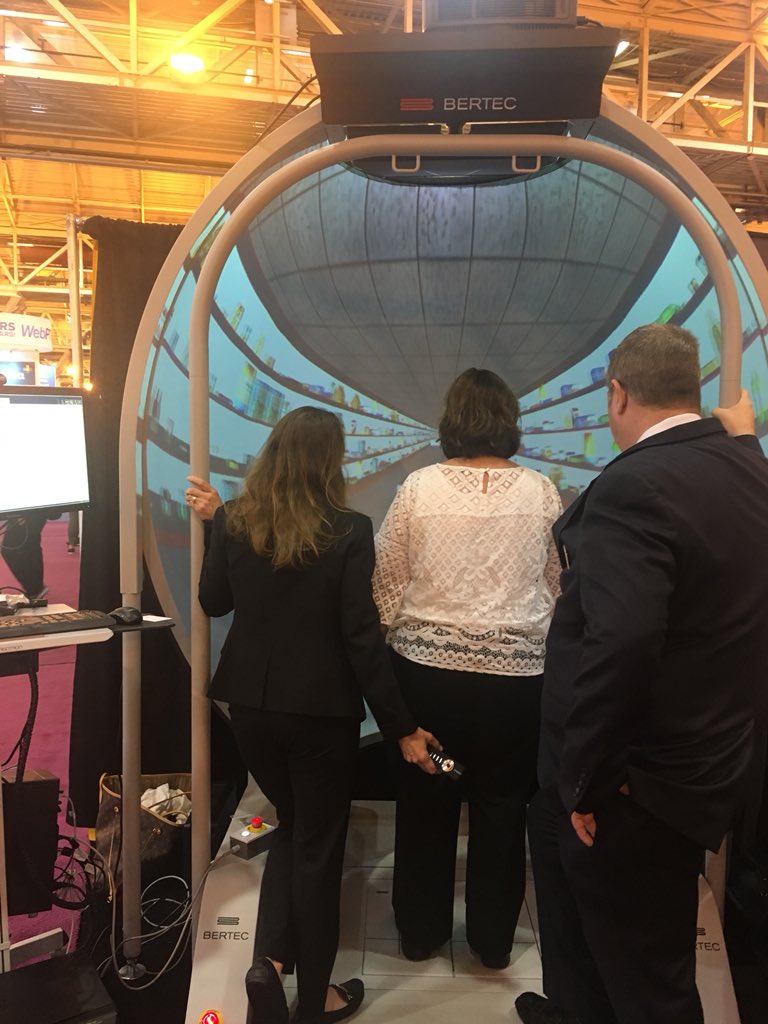 Nicolerickson21's tweet photo. Saw this cool virtual reality technology by Bertec the other day at the conference. Cool to see the different ways you can use this for balance! @ATSUDPT #ATSUDPT #APTACSM https://t.co/sKy6KheyML