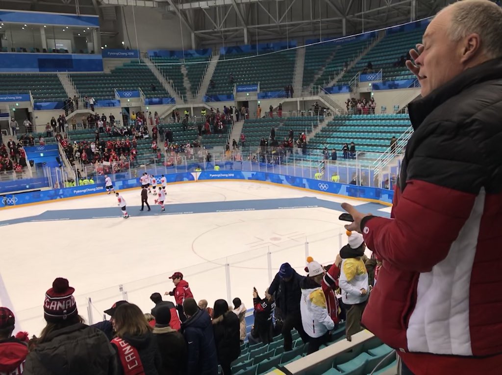 SteveTSN's tweet photo. Think winning a #bronze doesn’t mean anything? This is #TeamCanada defenceman Cody Goloubef’s father wiping away tears as he proudly watches his son skate around with an #Olympics medal. 
#CANvsCZE #IceHockey #PyeongChang2018 https://t.co/UWZ9xOTVcW