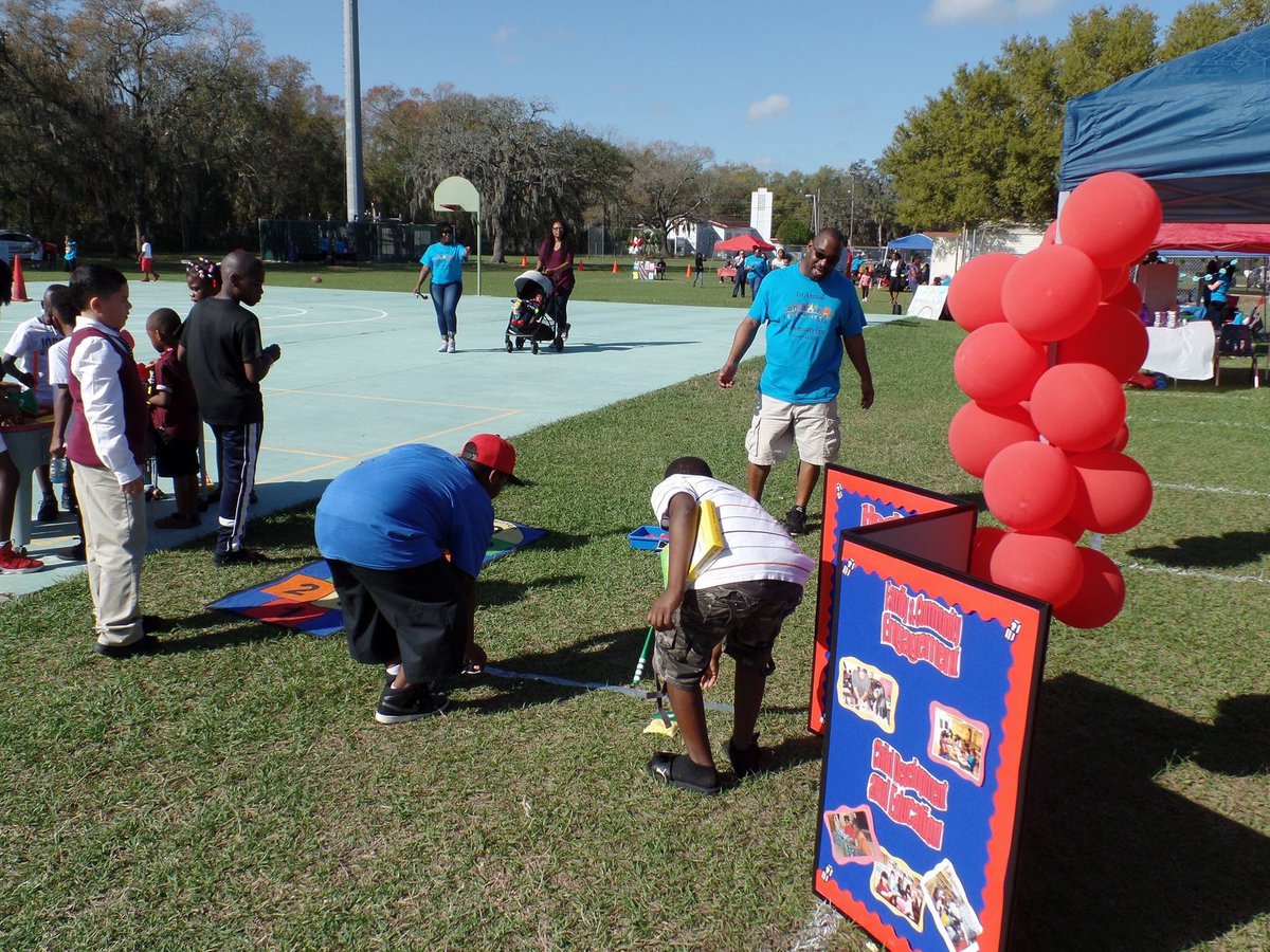 RoblesEagles's tweet photo. Thanks to everyone who came out to the 1st Annual Community Fest! See you next year! 🦅 https://t.co/kFuUNgc72C