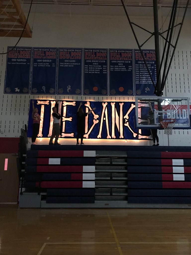 SGF KIDS WE STILL NEED LIGHTS!!! Drop them off Monday and Tuesday in Myott’s room to help us light up the gym!