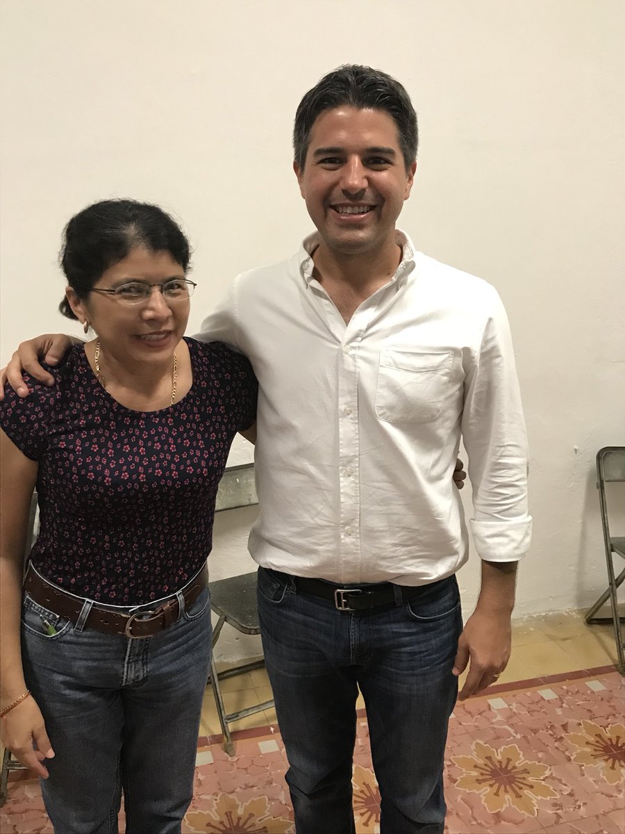 EnriqueRomero30's tweet photo. El día de hoy, sábado  
24 de febrero del 2018, tuve el honor y el privilegio de estar presente en la reunión con nuestro candidato a presidente municipal, el ingeniero @claudiocetinag 

#CambiemosDeActitud
#YoConClaudio
#VamosAGanar https://t.co/8IoprVlyws
