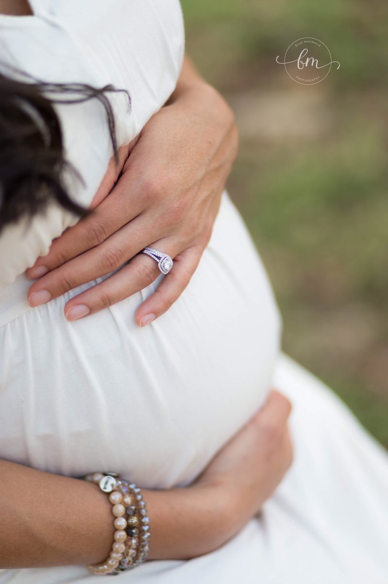 Finally shot my first maternity session yesterday. Luckily this Mom to be made it so easy. She’s beautiful! #bluemagnoliaphotography