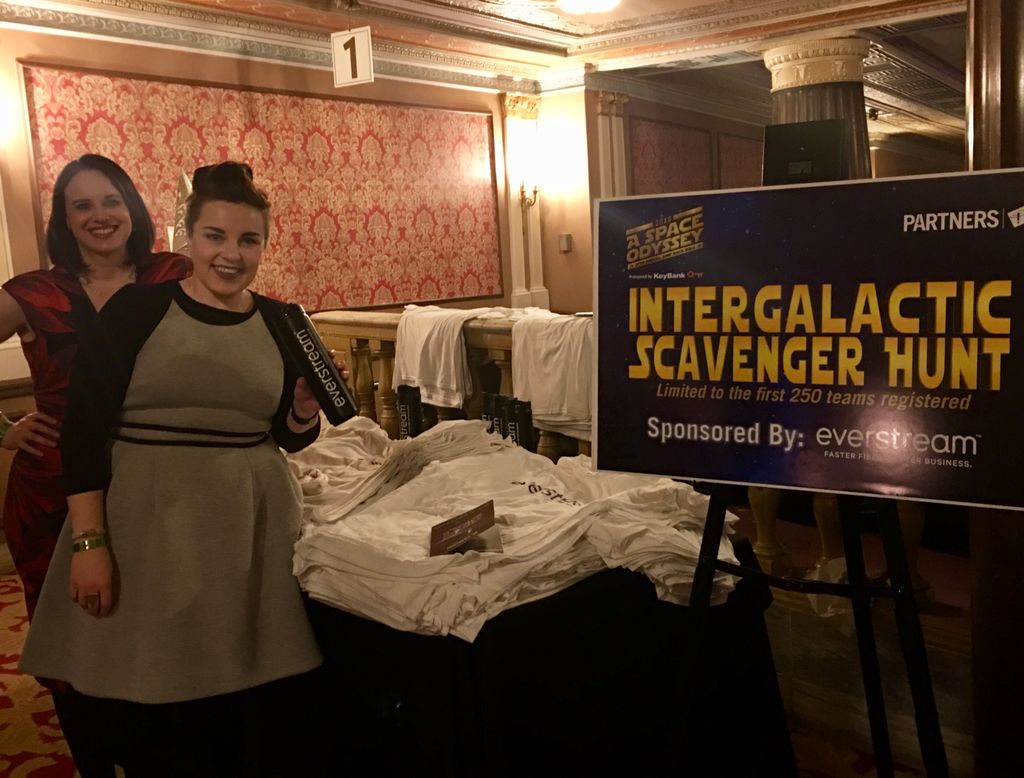 EverstreamNET's tweet photo. Everstream in the house at the 27th annual Playhouse Square Jump Back Ball! #jbb27 https://t.co/nd4YvTebuT