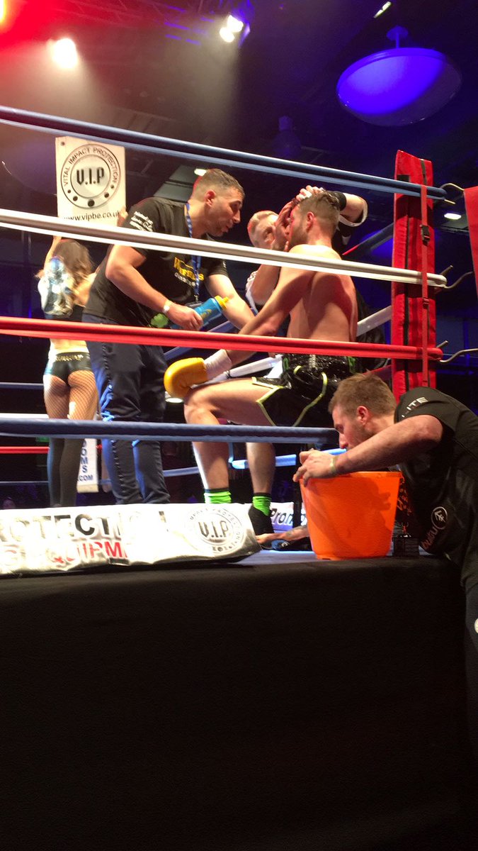 MickeyEllison25's tweet photo. Another win tonight Thanks to @eliteboxer for everything in this fight camp sponsors @WinfieldsOutdrs @TimbuktuGlobal and to all sparring partners and my supporters, glad to get home safely to my wife @JadeMorton88 and son Rocco thanks for the support.  @SteveWoodVIP https://t.co/iCGx4qEN7s