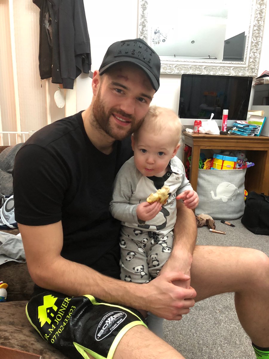 MickeyEllison25's tweet photo. Another win tonight Thanks to @eliteboxer for everything in this fight camp sponsors @WinfieldsOutdrs @TimbuktuGlobal and to all sparring partners and my supporters, glad to get home safely to my wife @JadeMorton88 and son Rocco thanks for the support.  @SteveWoodVIP https://t.co/iCGx4qEN7s